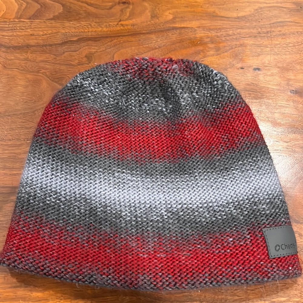Chaos beanie